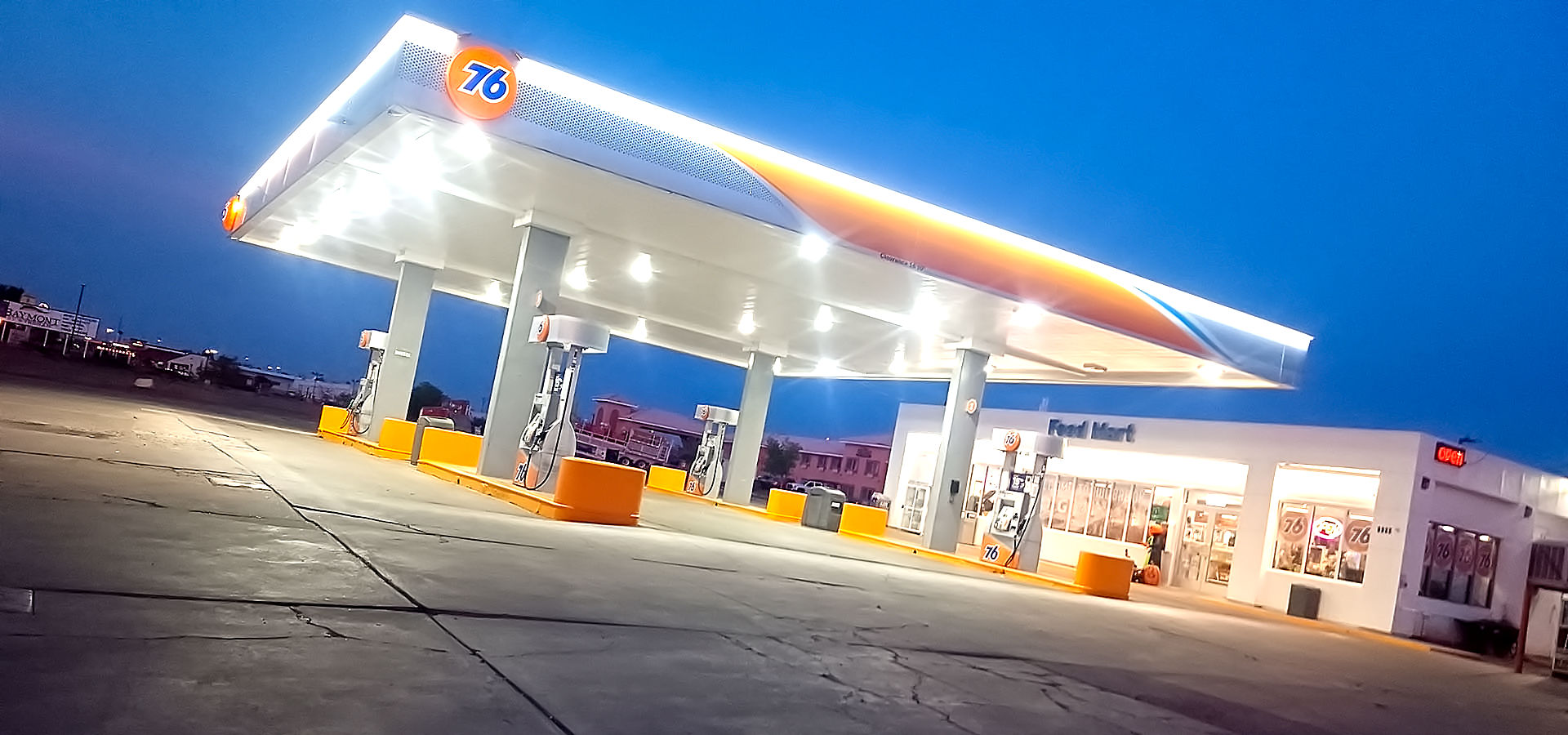 One-Stop Shop for Snacks, Drinks, Books & Friendly Service
